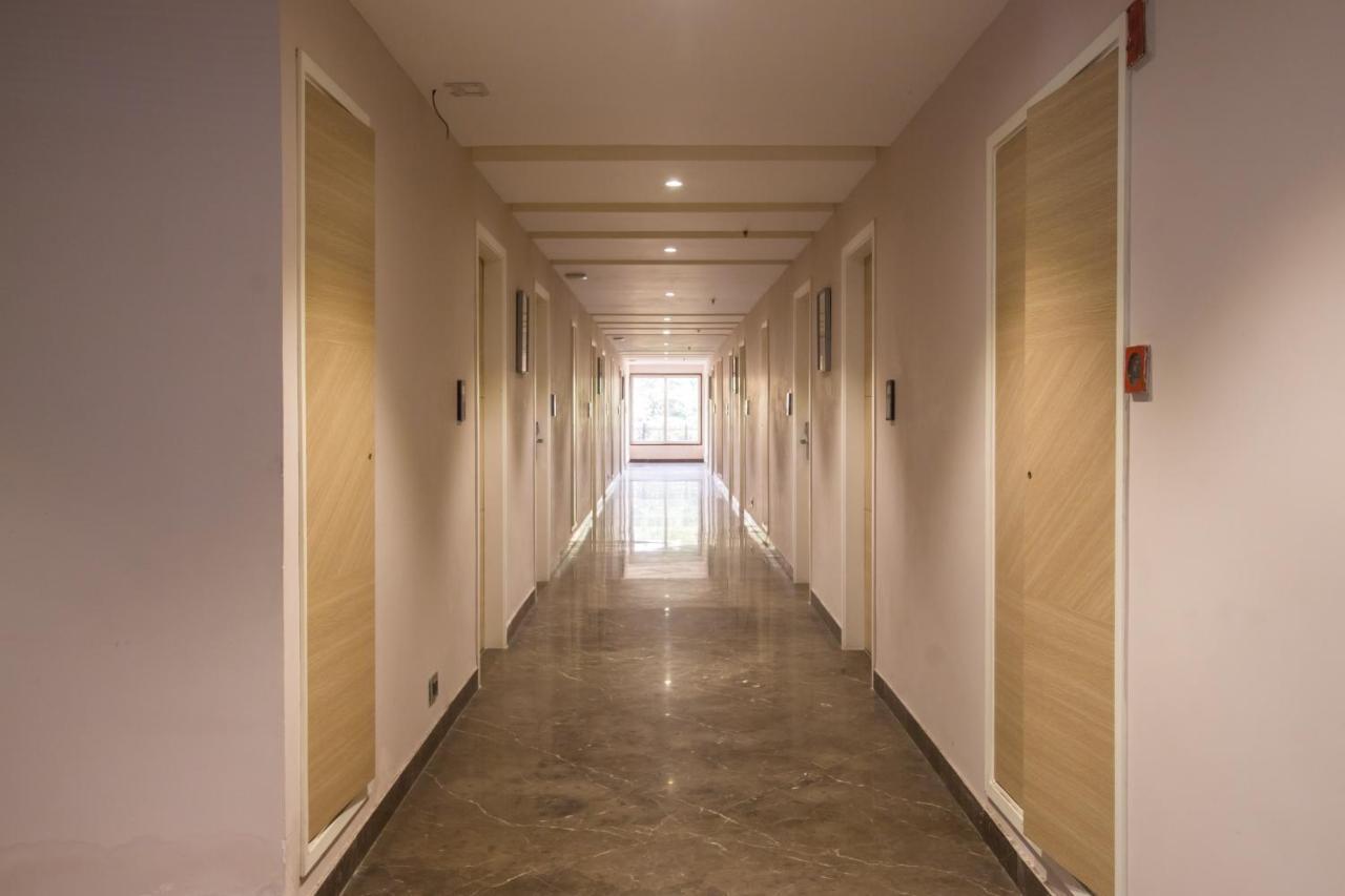 Siesta Star T. Nagar Hotel Chennai Exterior photo
